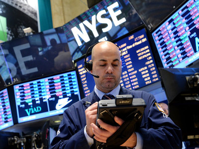 Нью-йоркская биржа возобновила работу