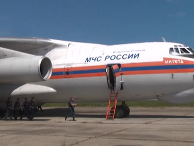 Самолет МЧС доставил из Турции в Россию трех тяжелобольных россиян, в том числе ребенка