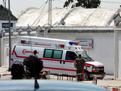 В Тунисе при столкновении поезда и грузовика погибли 18 человек