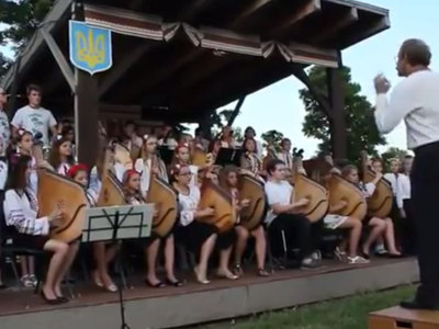 Украинские дети-бандуристы исполнили 