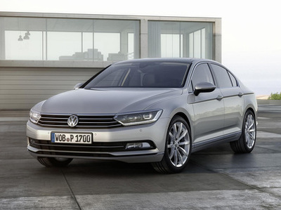 Volkswagen уточнил комплектации и цены нового седана Passat