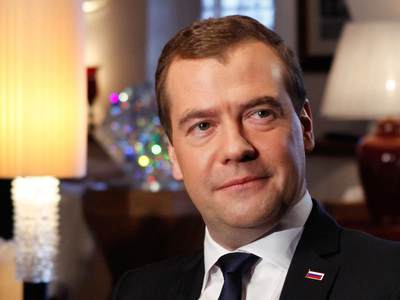 Дмитрий Медведев понаблюдал за добычей руды на карьере Михайловского ГОК