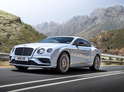 У россиян пропадает интерес к автомобилям Bentley и Ferrari