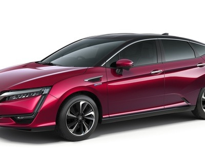 Honda представила новый серийный автомобиль на водороде