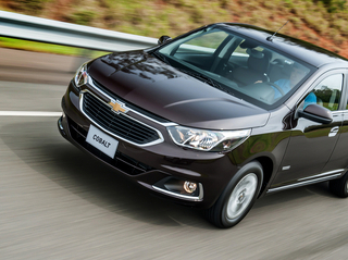 Компания Chevrolet показала обновленный "бюджетник" Cobalt