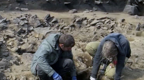 На Ямале нашли мумию подростка в берестяном коконе