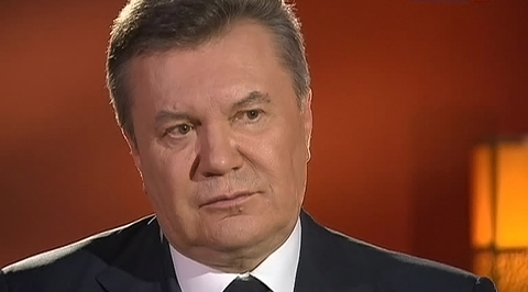 Киевские власти позвали Януковича в суд