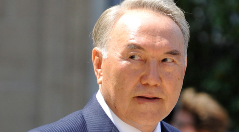 Назарбаев признался в экономическом блефе