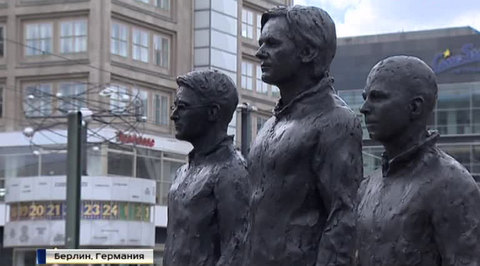 Сноуден, Ассанж, Меннинг: свобода слова в Европе стала памятником