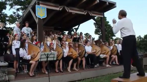 Украинские дети-бандуристы исполнили 