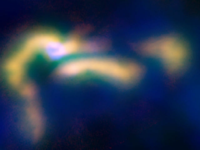 Изображение сгустков газа в облаке Бернард 5, полученное с помощью радиотелескопа (фото B. Saxton/NRAO/AUI/NSF).