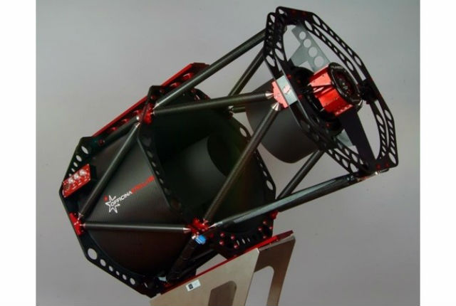 Эскиз будущего телескопа (иллюстрация Сергея Аверьянова).  