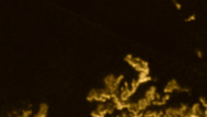 Более ранний снимок той же зоны без "волшебного острова" (фото NASA/JPL-Caltech/ASI/Cornell). 